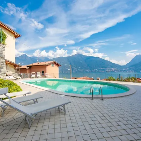 Sleeps 5 Pool Appartement Rezzonico
